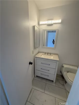 Photo #5: TR26107154 Listing 