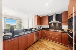 Photo #1: TR26114539 Listing