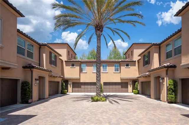 MLS: TR26115581 Condo For Sale