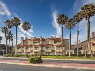 Photo #1: TR26115649 Listing 