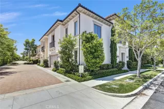 Photo #1: TR26127723 Listing