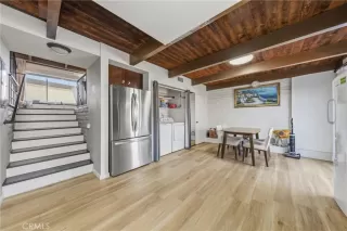 Photo #5: TR26132217 Listing