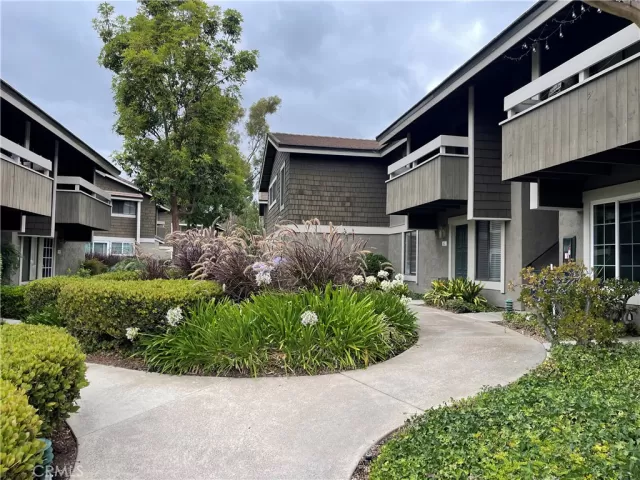 MLS: TR26137486 Condo For Sale