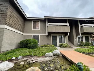 Photo #3: TR26137486 Listing 