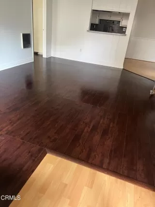 Photo #6: V1-18065 Listing