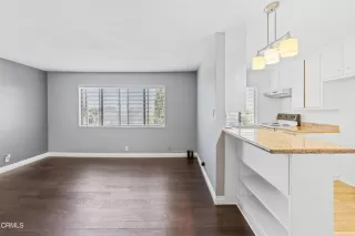 Photo #5: V1-19024 Listing