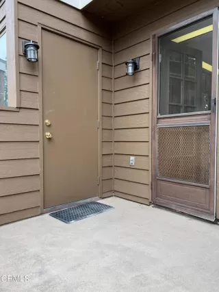 Photo #4: V1-21829 Listing 