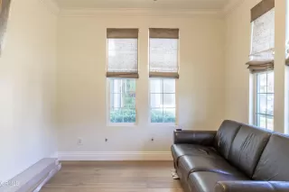 Photo #4: V1-28602 Listing 