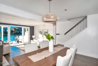 Photo #6: V1-32991 Listing 