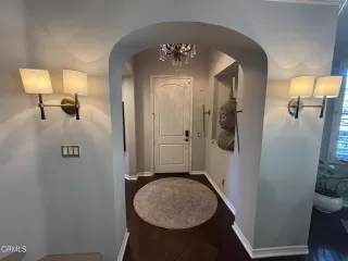 Photo #5: V1-35250 Listing 