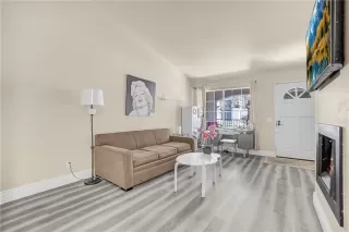 Photo #3: WS22244219 Listing 