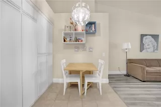 Photo #6: WS22244219 Listing 