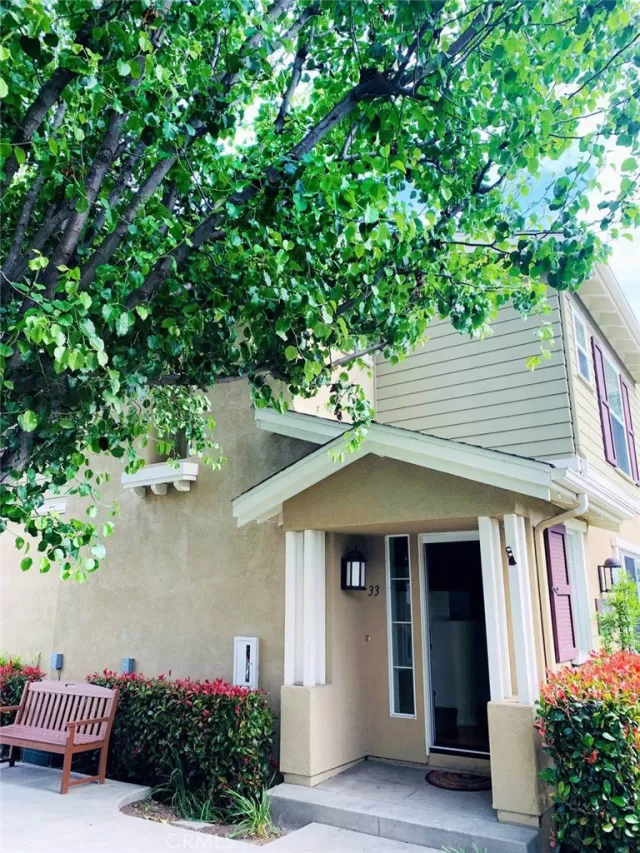 MLS: WS22248366 Condo For Sale