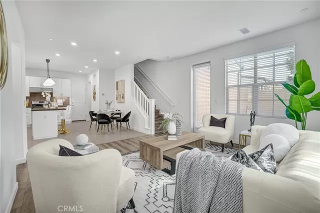 MLS: WS22249957 Condo For Sale