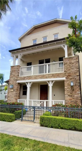 Photo #1: WS23078198 Listing