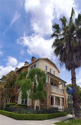 Photo #2: WS23078198 Listing