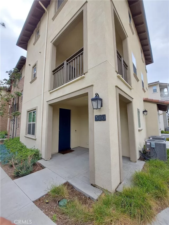 MLS: WS23081788 Condo For Sale