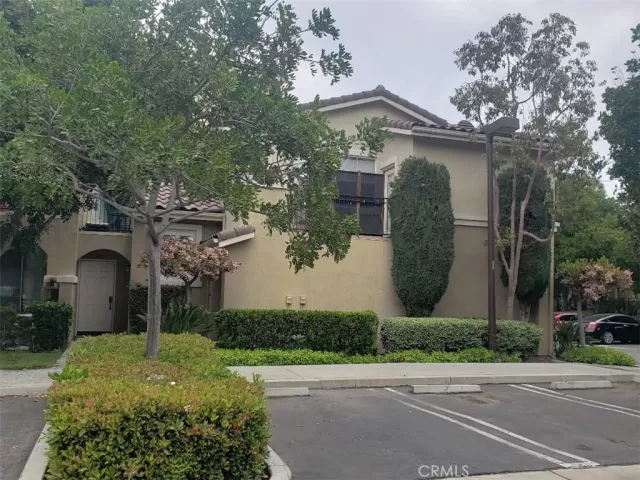 MLS: WS23085248 Condo For Sale