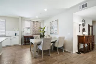 Photo #6: WS23112665 Listing