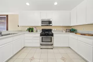 Photo #6: WS23116775 Listing