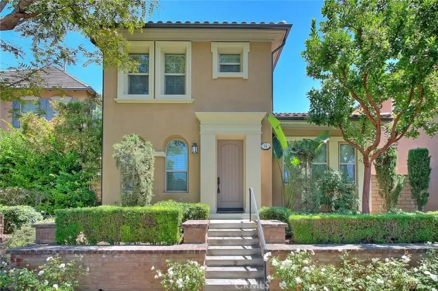 MLS: WS23134346 Condo For Sale