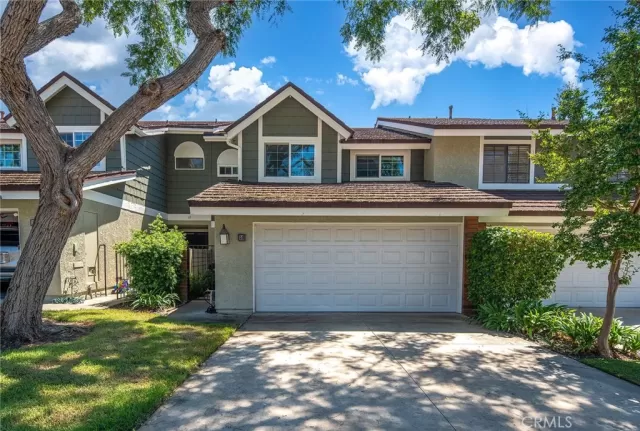 MLS: WS23157634 Condo For Sale