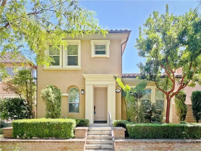 MLS: WS23161799 Condo For Sale