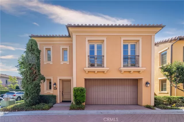 MLS: WS23166990 Condo For Sale