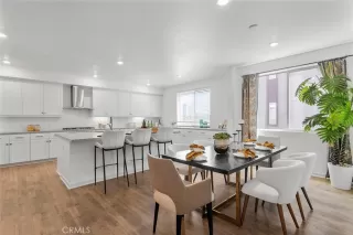 Photo #6: WS23174910 Listing