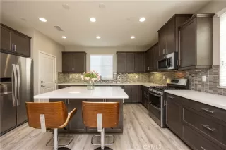 Photo #4: WS23185061 Listing