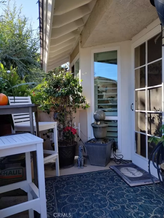 MLS: WS23189422 Condo For Sale