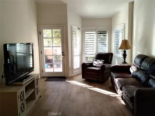 Photo #2: WS23189422 Listing