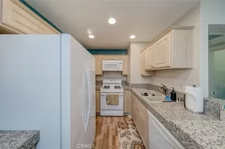 Photo #4: WS23218580 Listing