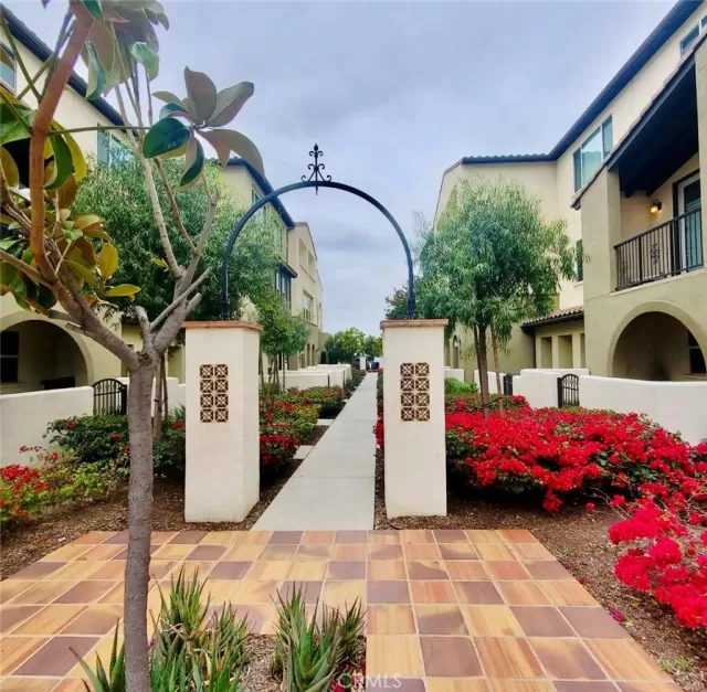 MLS: WS24075444 Condo For Sale