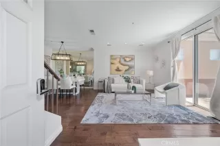 Photo #5: WS24137438 Listing