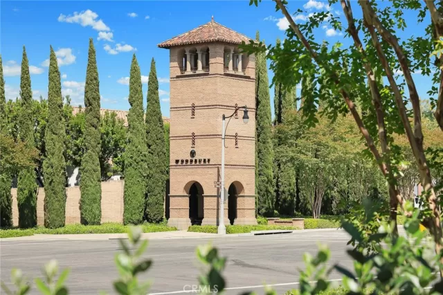 MLS: WS24195816 Condo For Sale