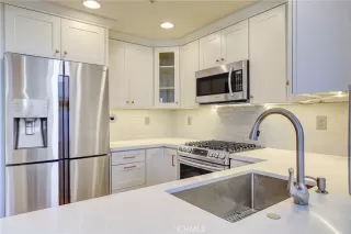 Photo #3: WS24215429 Listing