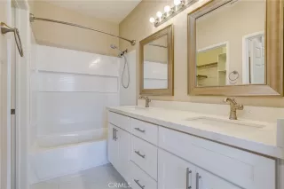 Photo #6: WS24215429 Listing