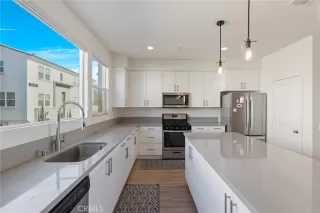 Photo #6: WS25024947 Listing