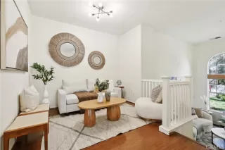 Photo #3: WS25036376 Listing 