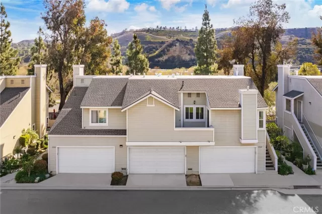 MLS: WS25045962 Condo For Sale