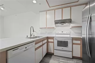 Photo #3: WS25091085 Listing 