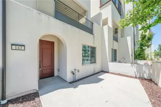 Photo #4: WS25112805 Listing 