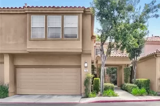 More Details about MLS # WS25117572 : 73 CARTIER AISLE