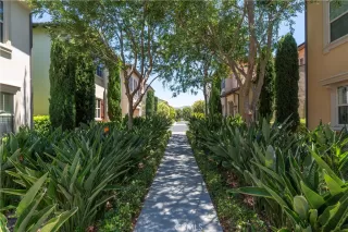 Photo #4: WS25139481 Listing