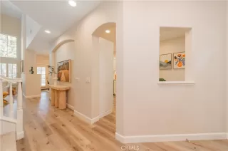 Photo #6: WS25149732 Listing 