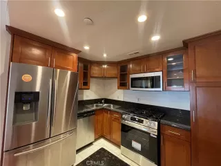 Photo #5: WS25160769 Listing 