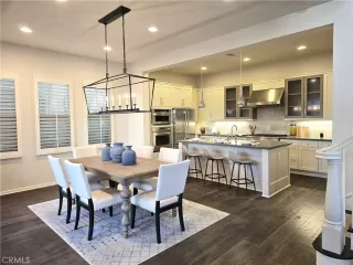 Photo #4: WS25164362 Listing 