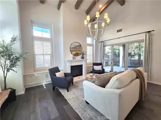 Photo #6: WS25164362 Listing 