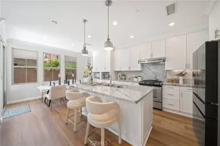 Photo #4: WS25164730 Listing 